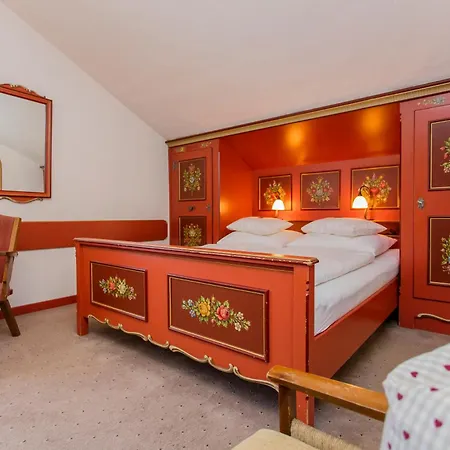 Egger Guest house 3*