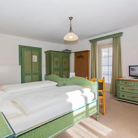 Guest house Egger 3*