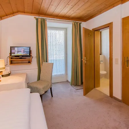 Guest house Egger 3*